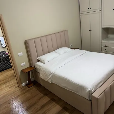 Maira Apartment *