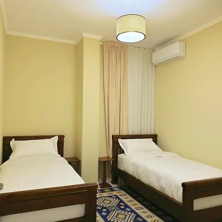 Maira Apartment *
