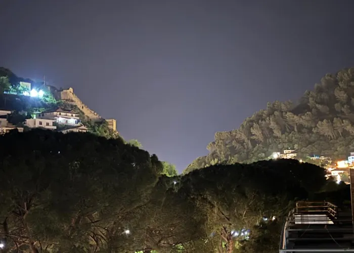 Maira Appartement Berat